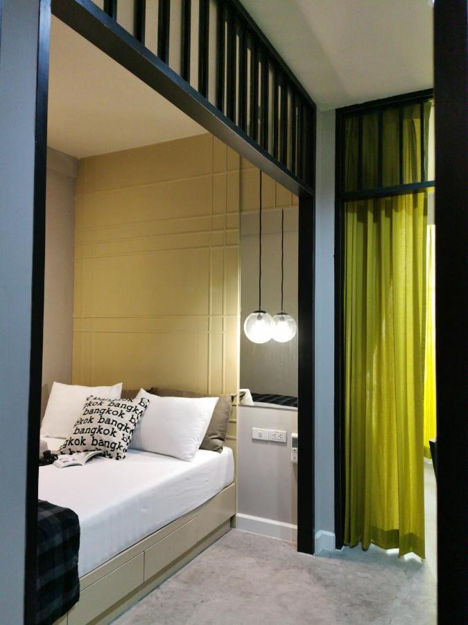 Chomm House Bed & Breakfast Банкок Екстериор снимка