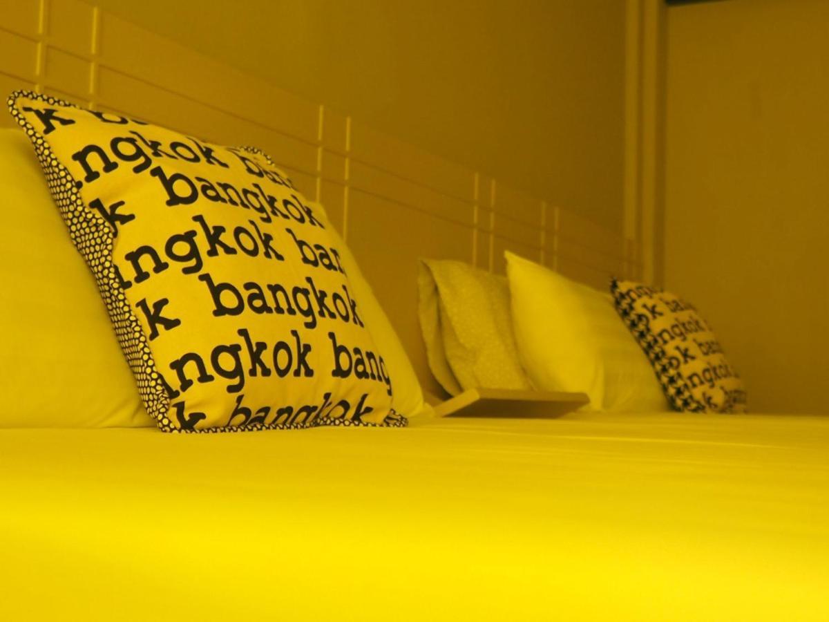 Chomm House Bed & Breakfast Банкок Екстериор снимка